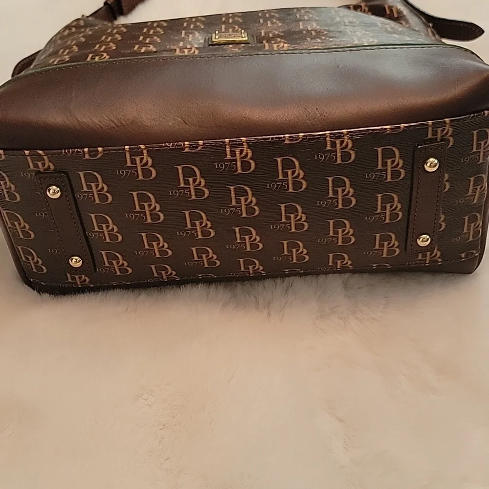 Dooney & Bourke Brown Leather Bag - Picture 3 of 7